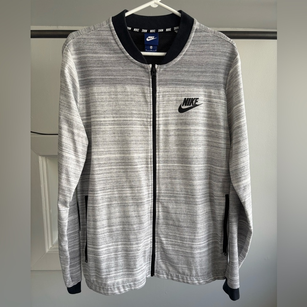 Nike Heather Gray Full-Zip Jacket